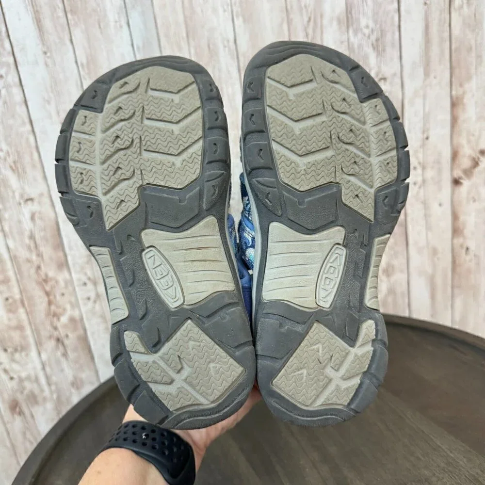 Keen Big Kids Closed Toe Water Sandals Washable Footwear Camo/Bright Cobalt 3